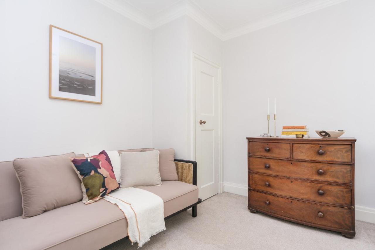 Beautifully Presented Centrally Located Studio Apartment London Bagian luar foto