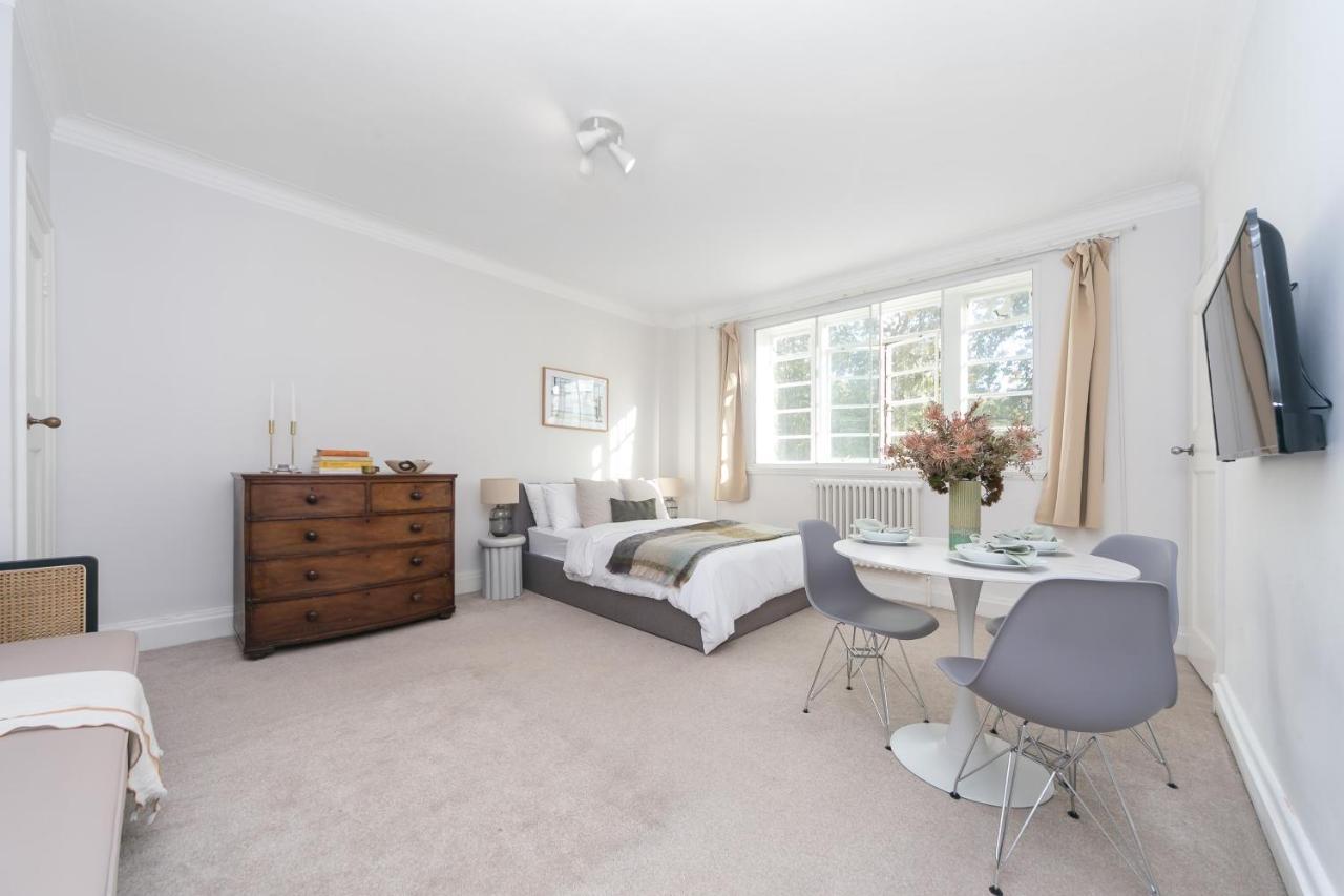 Beautifully Presented Centrally Located Studio Apartment London Bagian luar foto